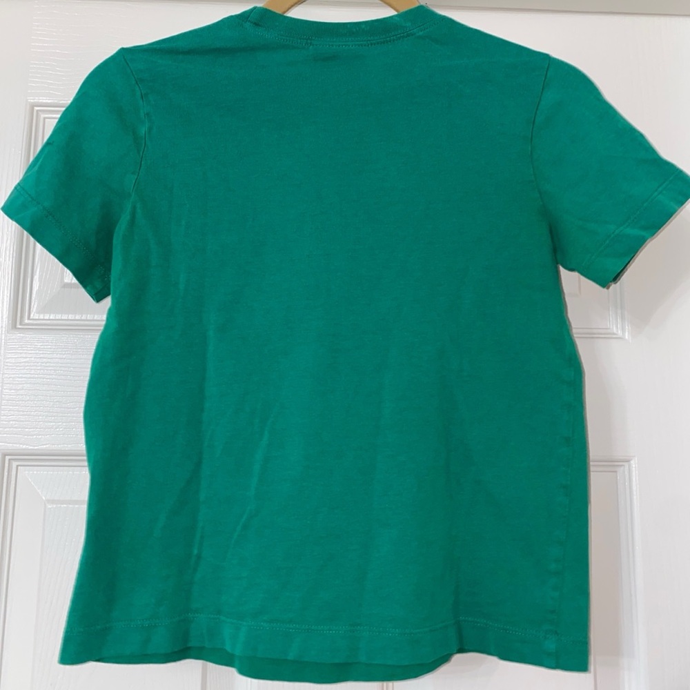 Hanna Andersson Green Tee with Geometric Bear - Picture 5 of 5